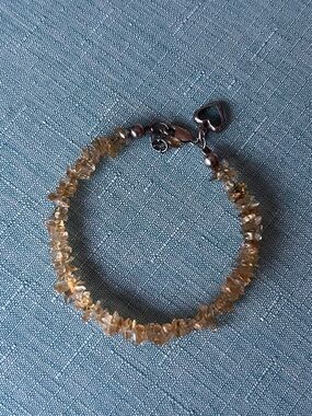 Citrine chip bead and sterling silver heart bracelet 7.25-7.75”